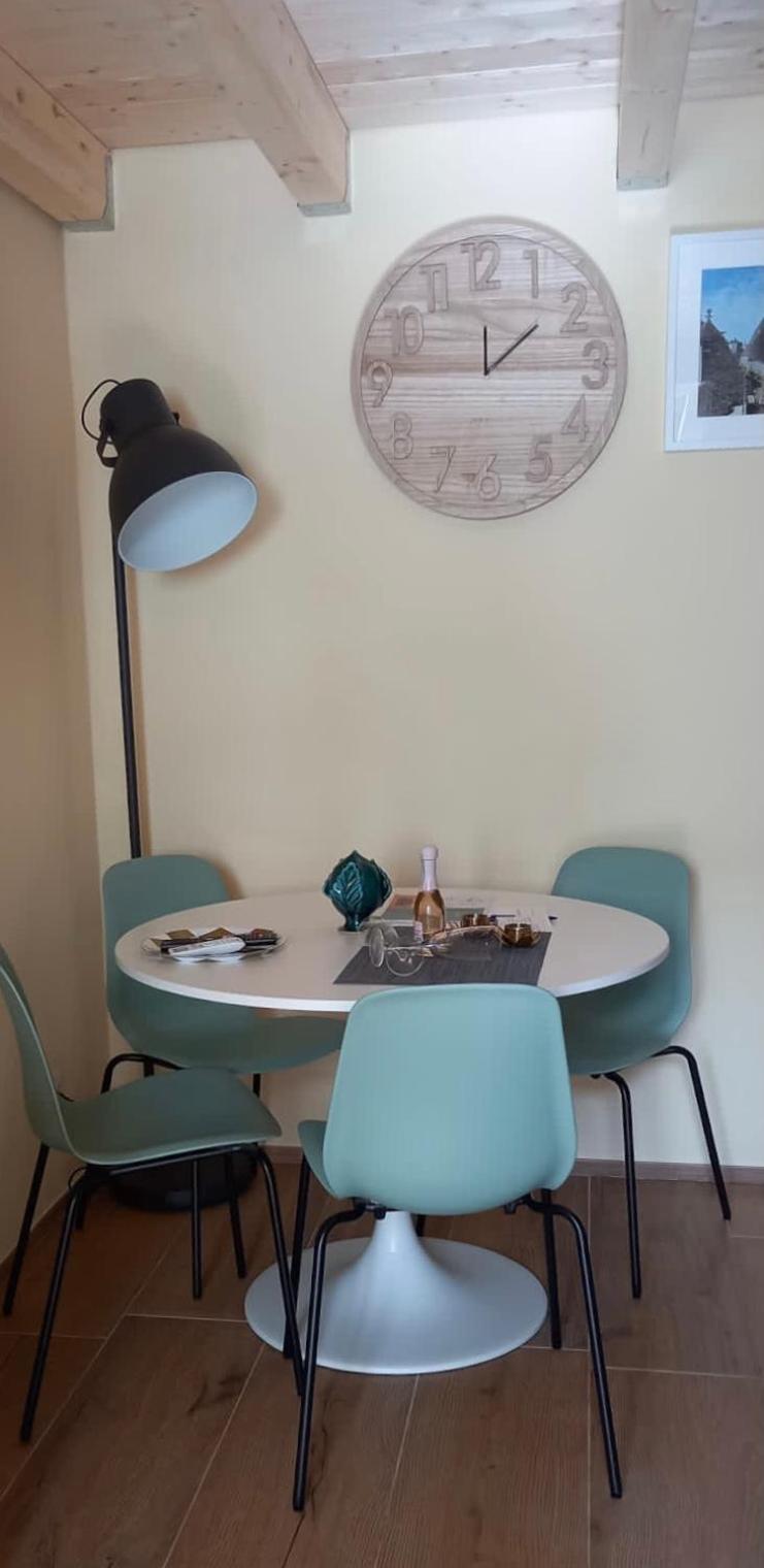 Lotus Appartement Bari Buitenkant foto
